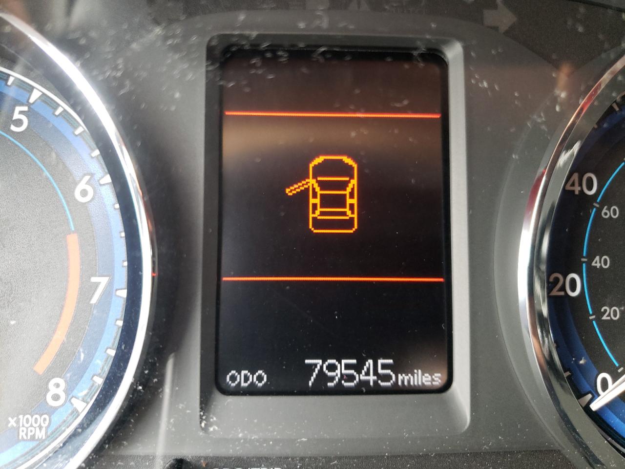 Photo 8 from auction – 2017 TOYOTA COROLLA L with VIN 5YFBURHE2HP575347