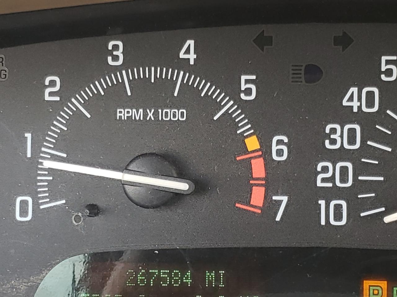 Photo 8 from auction – 2000 BUICK PARK AVENU with VIN 1G4CW52K2Y4184526