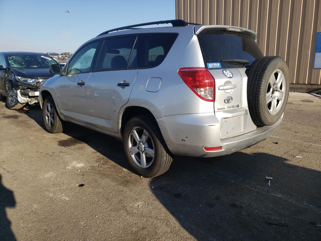 Photo 3 from auction – 2006 TOYOTA RAV4 with VIN JTMZD33V065009989