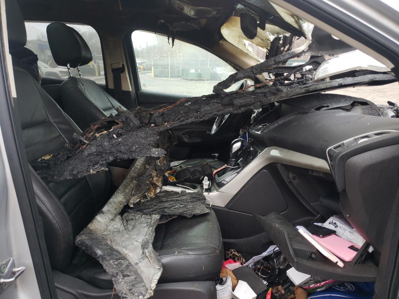 Photo 5 from auction – 2013 FORD ESCAPE SEL with VIN 1FMCU9HX5DUA51382
