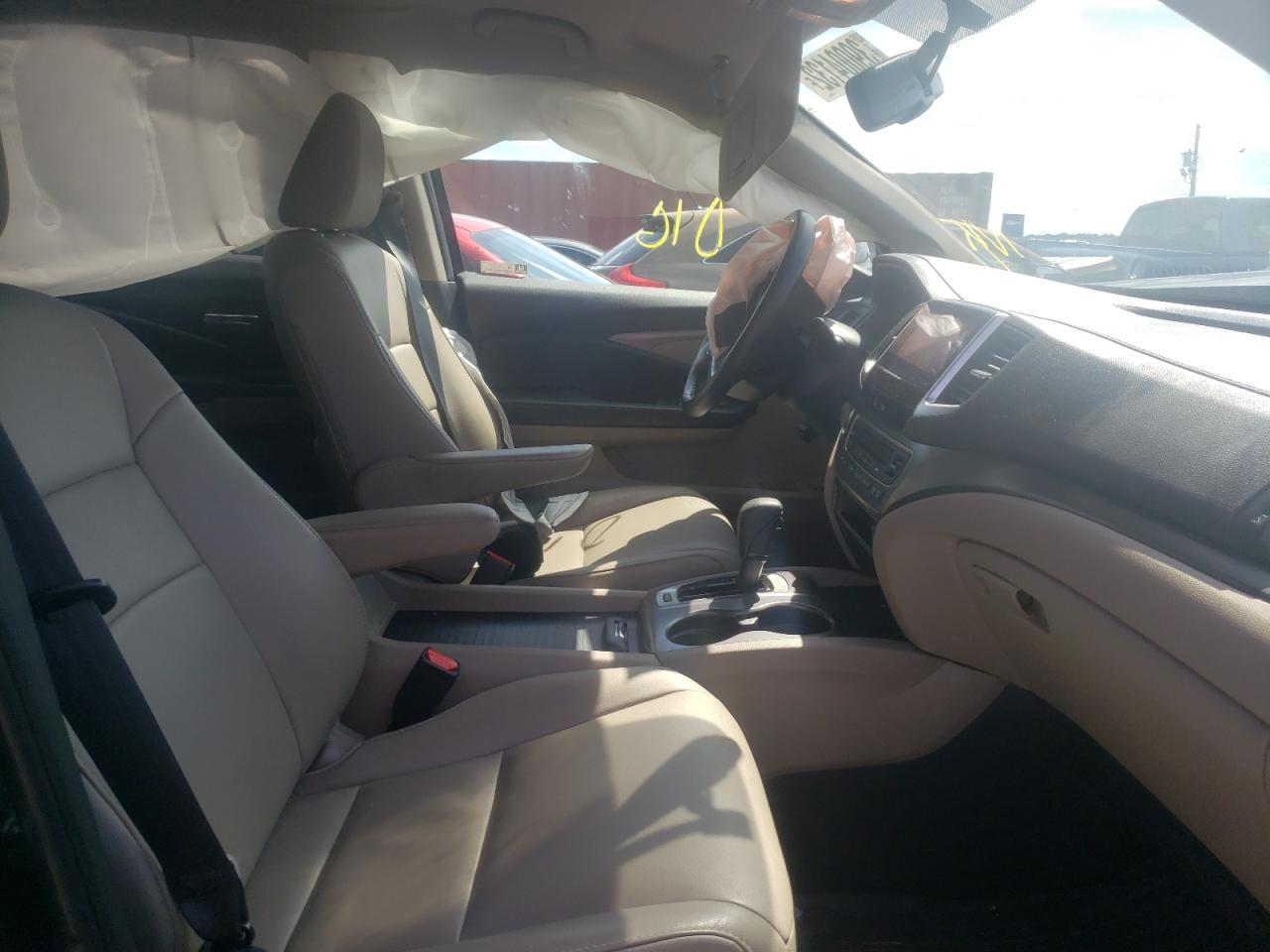 Photo 5 from auction – 2018 HONDA PILOT EXL with VIN 5FNYF5H57JB030274