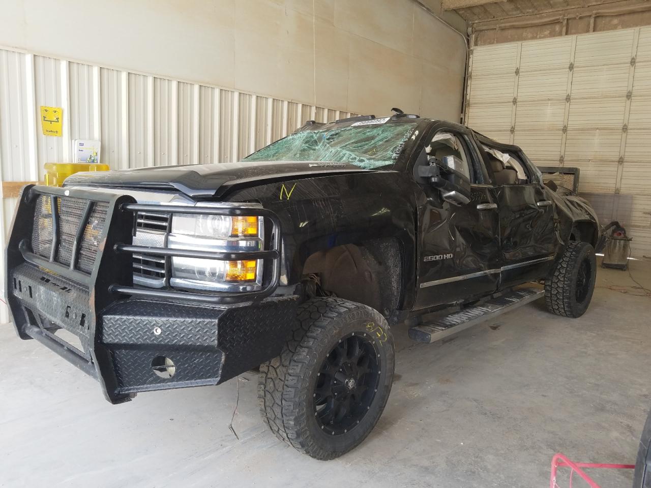 Photo 2 from auction – 2016 CHEVROLET SILVERADO with VIN 1GC1KWE81GF145863