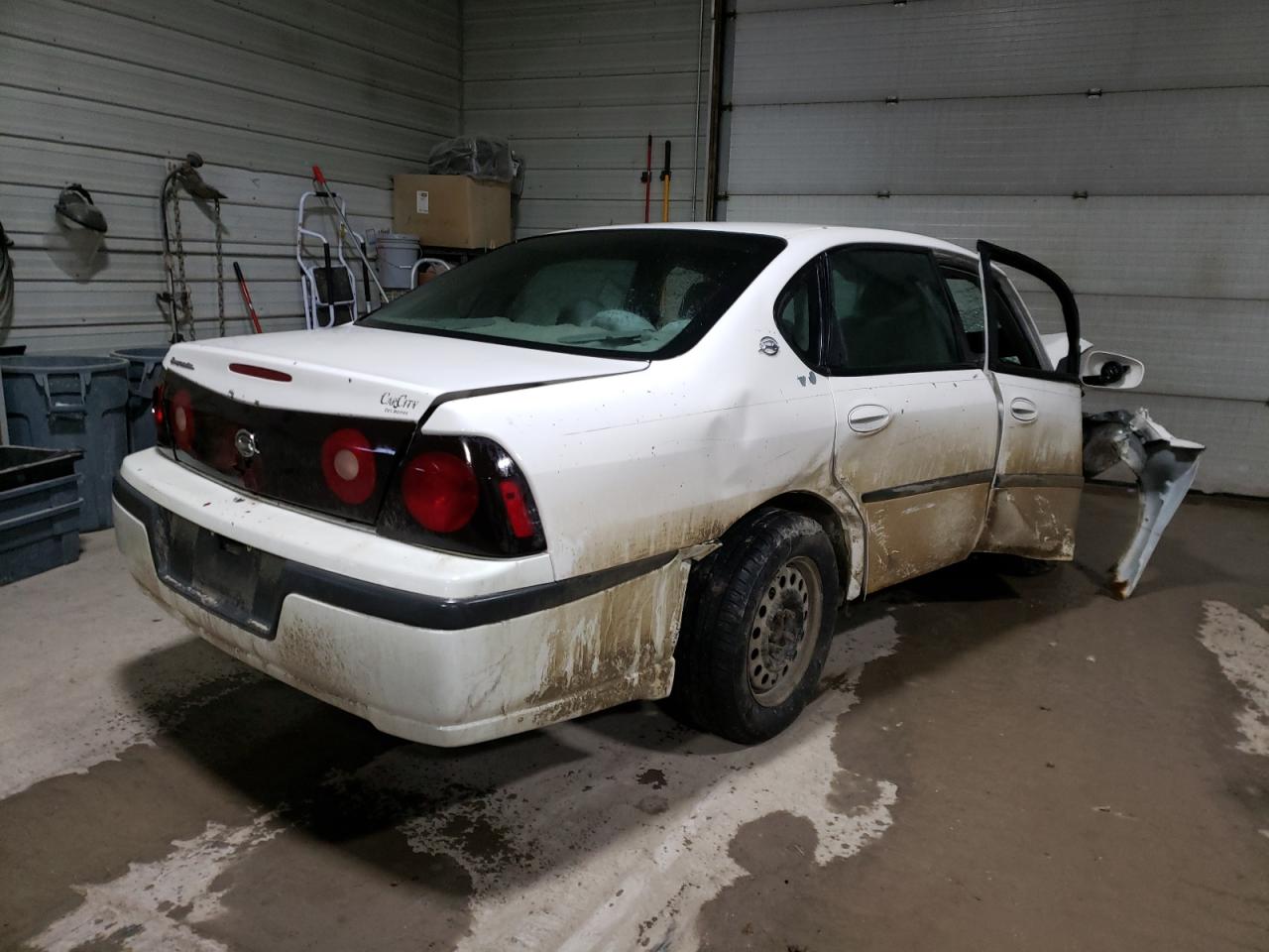 Photo 4 from auction – 2004 CHEVROLET IMPALA with VIN 2G1WF52E749266392