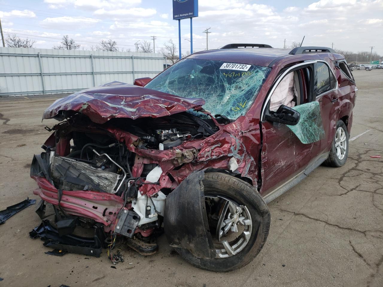 Photo 2 from auction – 2017 CHEVROLET EQUINOX LT with VIN 2GNALCEK2H1592886
