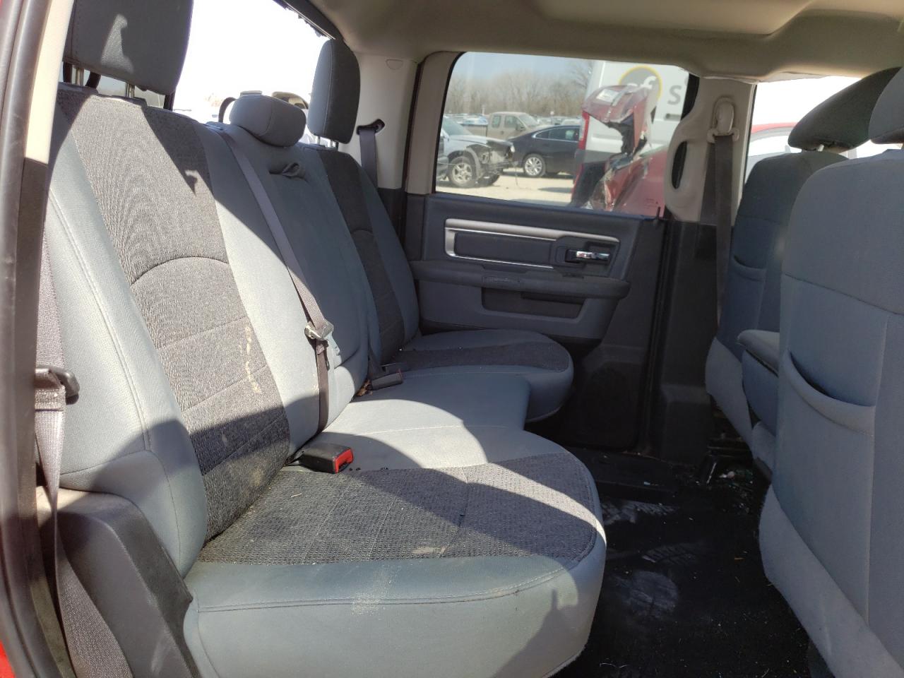 Photo 6 from auction – 2019 RAM 1500 CLASS with VIN 1C6RR7TTXKS550770