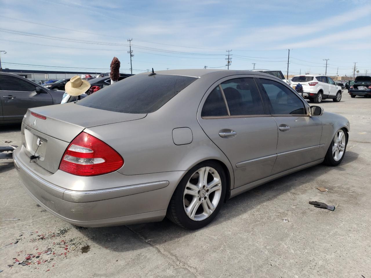Photo 4 from auction – 2003 MERCEDES-BENZ E 500 with VIN WDBUF70J33A298414