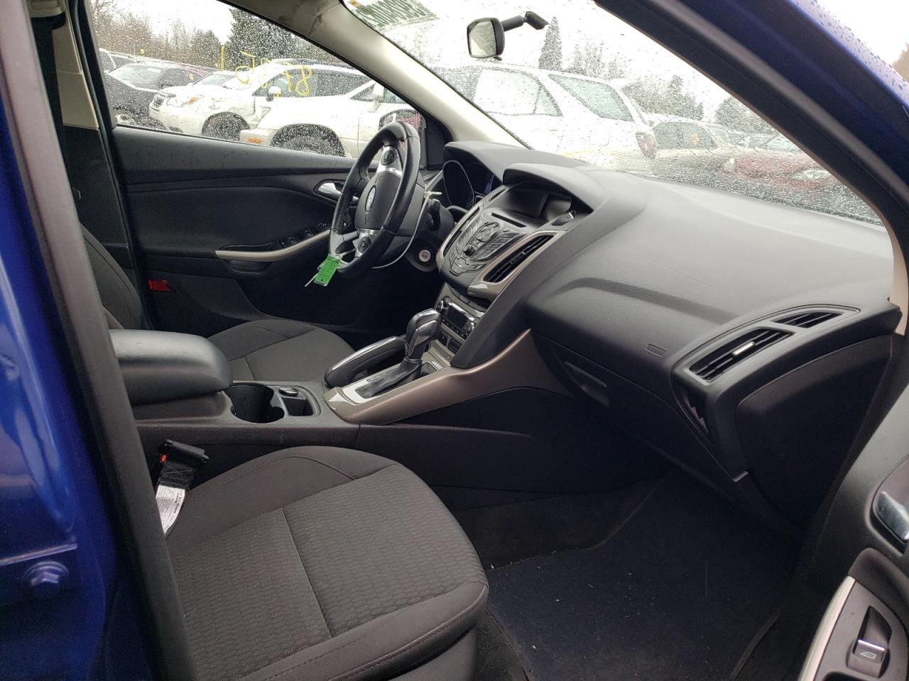 Photo 5 from auction – 2012 FORD FOCUS SEL with VIN 1FAHP3H24CL457733