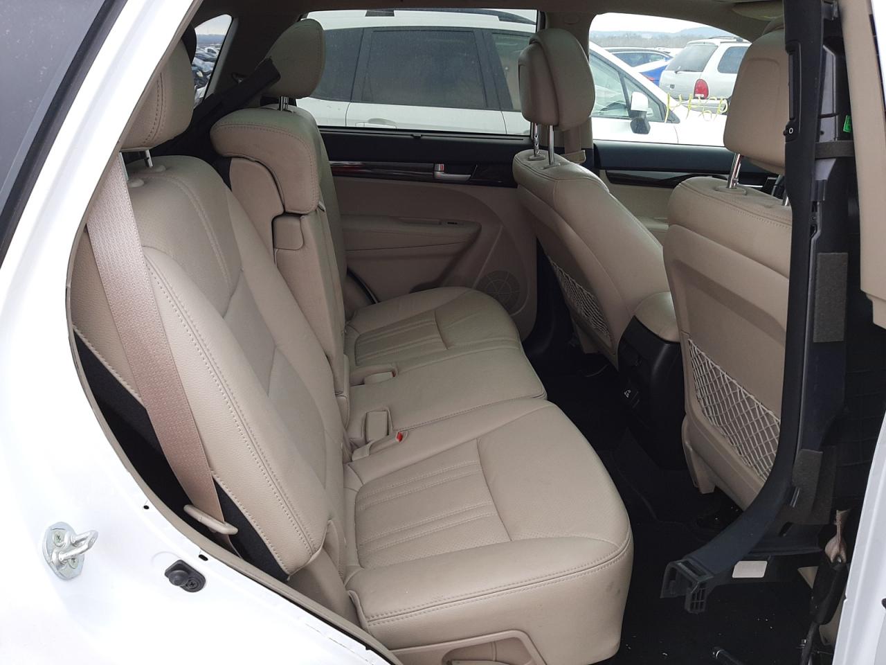 Photo 6 from auction – 2015 KIA SORENTO EX with VIN 5XYKU4A73FG642246