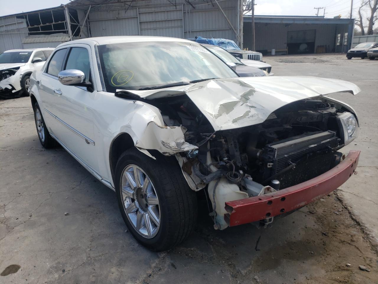 CHRYSLER 300C 2008 with VIN 2C3KA63H68H128958 - Photo from auction
