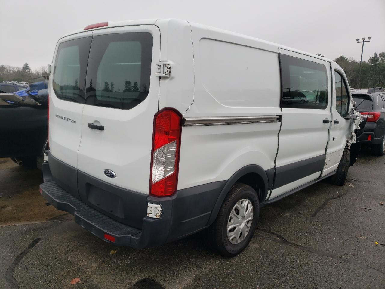 Photo 4 from auction – 2015 FORD TRANSIT T- with VIN 1FTNR1YM6FKA25345