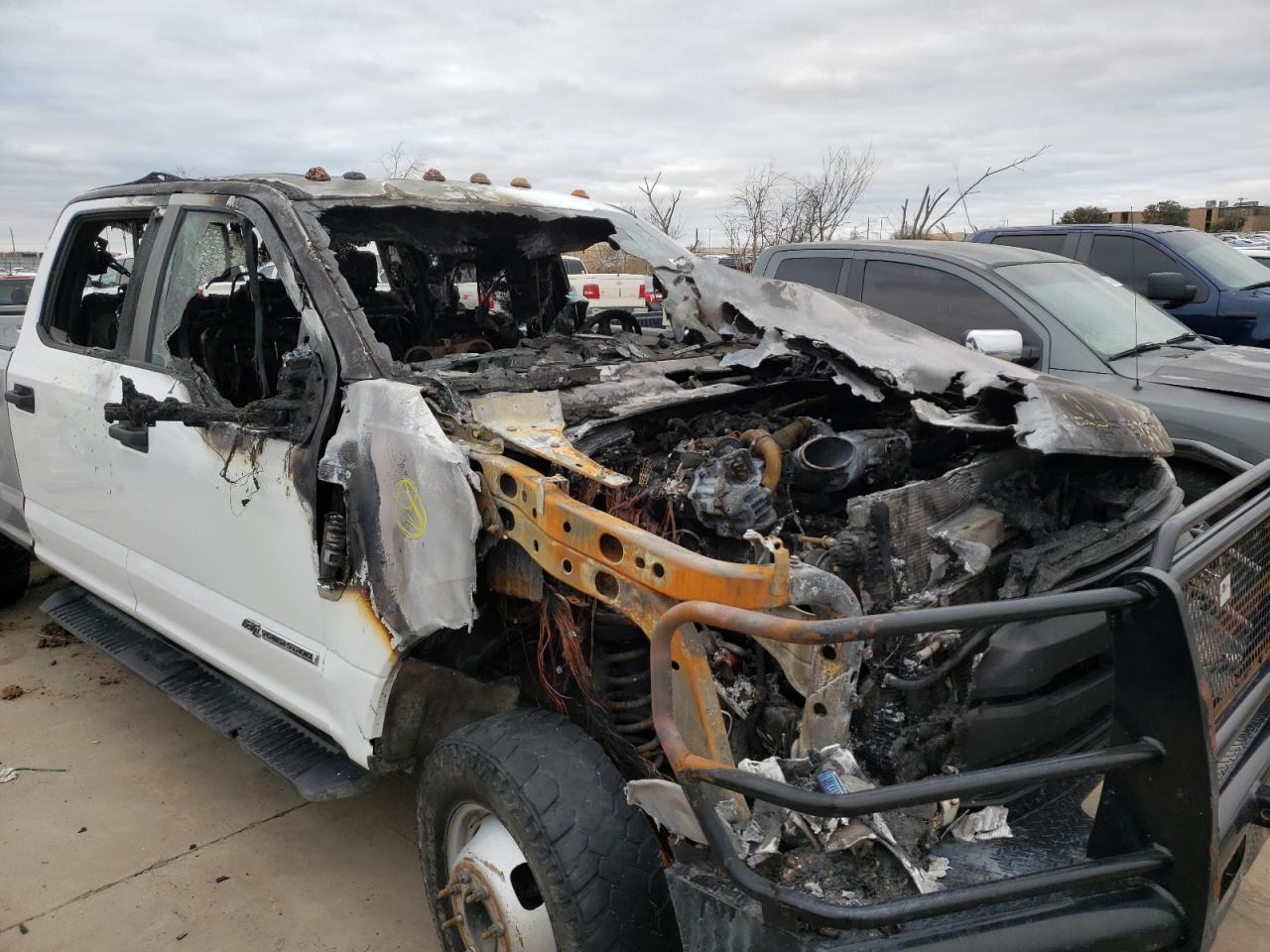 Photo 9 from auction – 2017 FORD F350 SUPER with VIN 1FT8W3DT6HEE01851