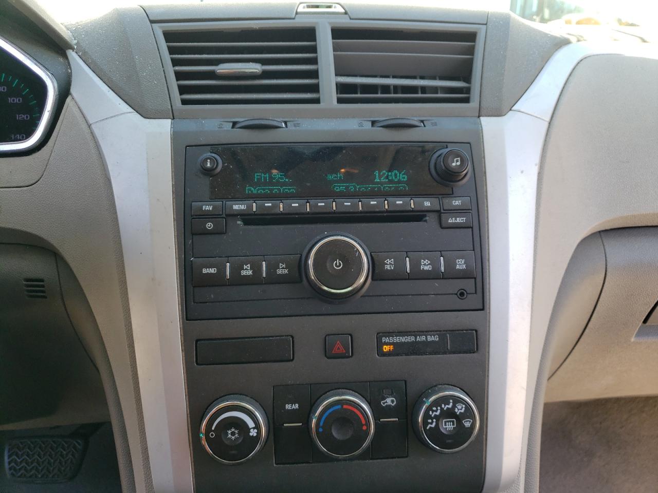 Photo 9 from auction – 2012 CHEVROLET TRAVERSE L with VIN 1GNKRFED9CJ248993