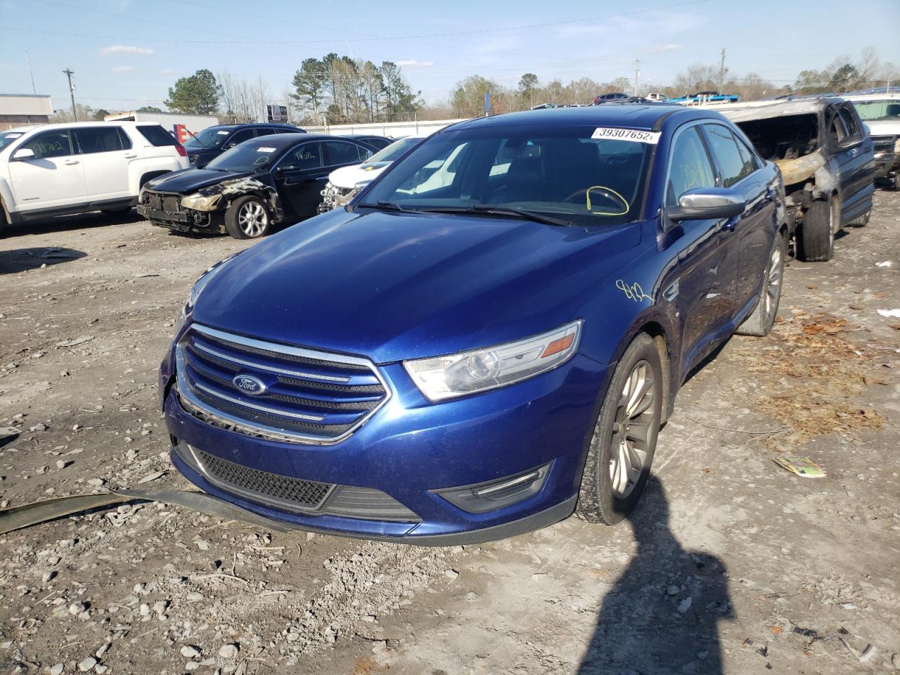 Photo 2 from auction – 2013 FORD TAURUS LIM with VIN 1FAHP2F86DG117396