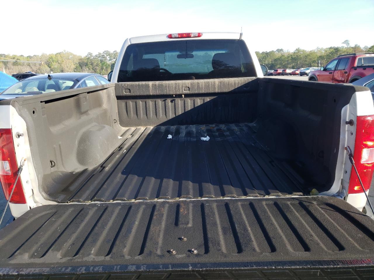Photo 6 from auction – 2010 CHEVROLET SILVERADO with VIN 1GCPCPEX2AZ193236