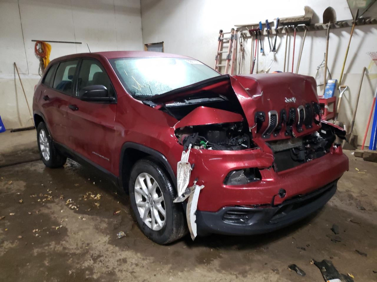 JEEP CHEROKEE S 2015 with VIN 1C4PJLAB8FW531756 - Photo from auction