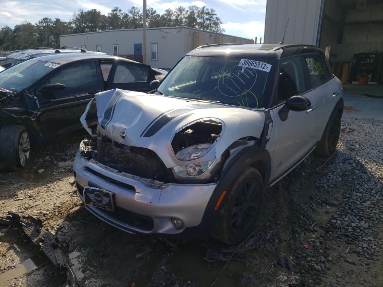 Photo 2 from auction – 2016 MINI COOPER S C with VIN WMWZC5C58GWU04705