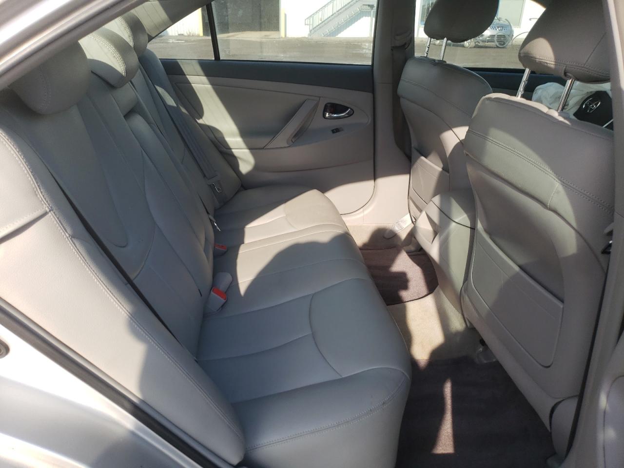 Photo 6 from auction – 2011 TOYOTA CAMRY BASE with VIN 4T1BF3EK1BU160642