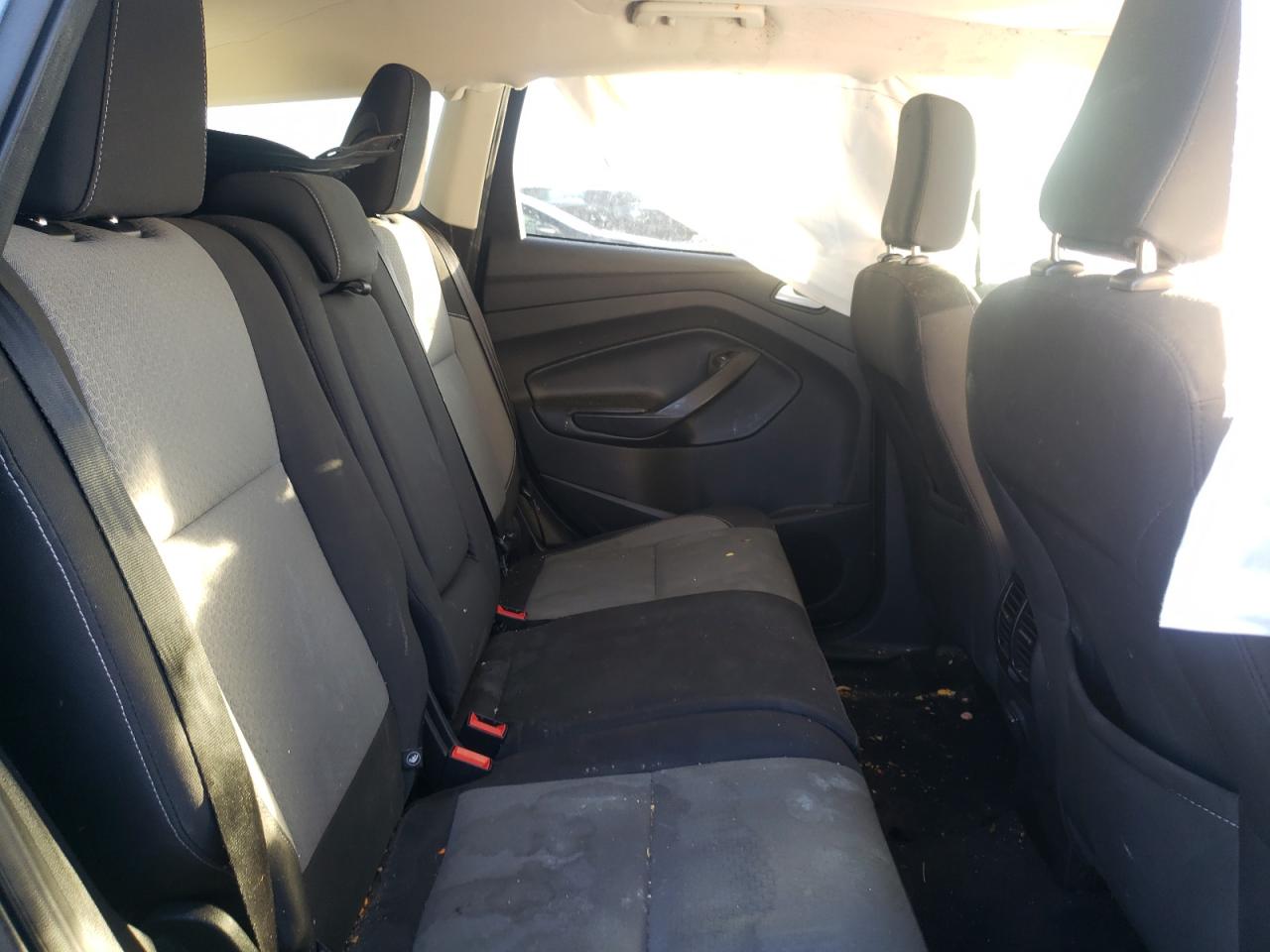 Photo 6 from auction – 2018 FORD ESCAPE SE with VIN 1FMCU0GD8JUA70460