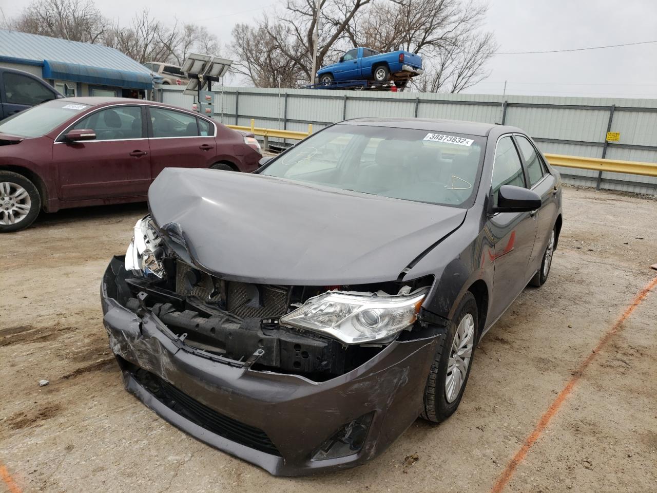Photo 2 from auction – 2014 TOYOTA CAMRY L with VIN 4T4BF1FK0ER434863