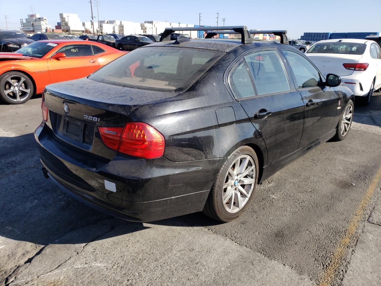 Photo 4 from auction – 2010 BMW 328 I with VIN WBAPH7G57ANM50263
