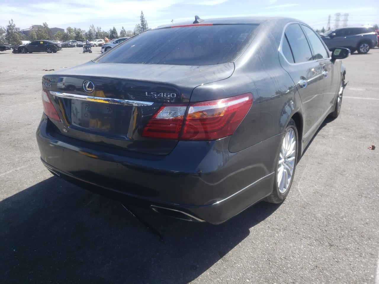 Photo 4 from auction – 2010 LEXUS LS 460 with VIN JTHBL5EF8A5094643