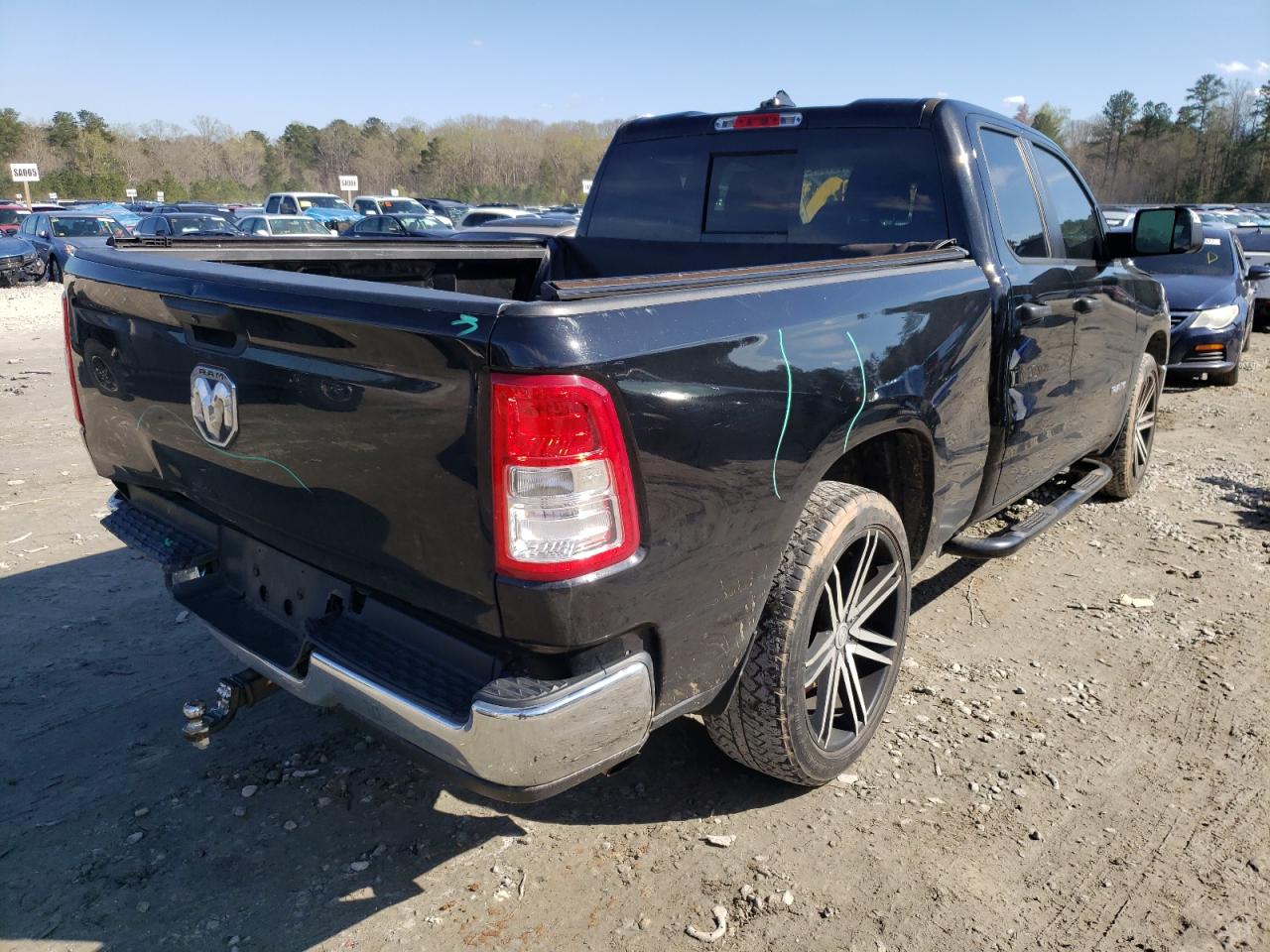 Photo 4 from auction – 2019 RAM 1500 TRADE with VIN 1C6RRECT6KN737894