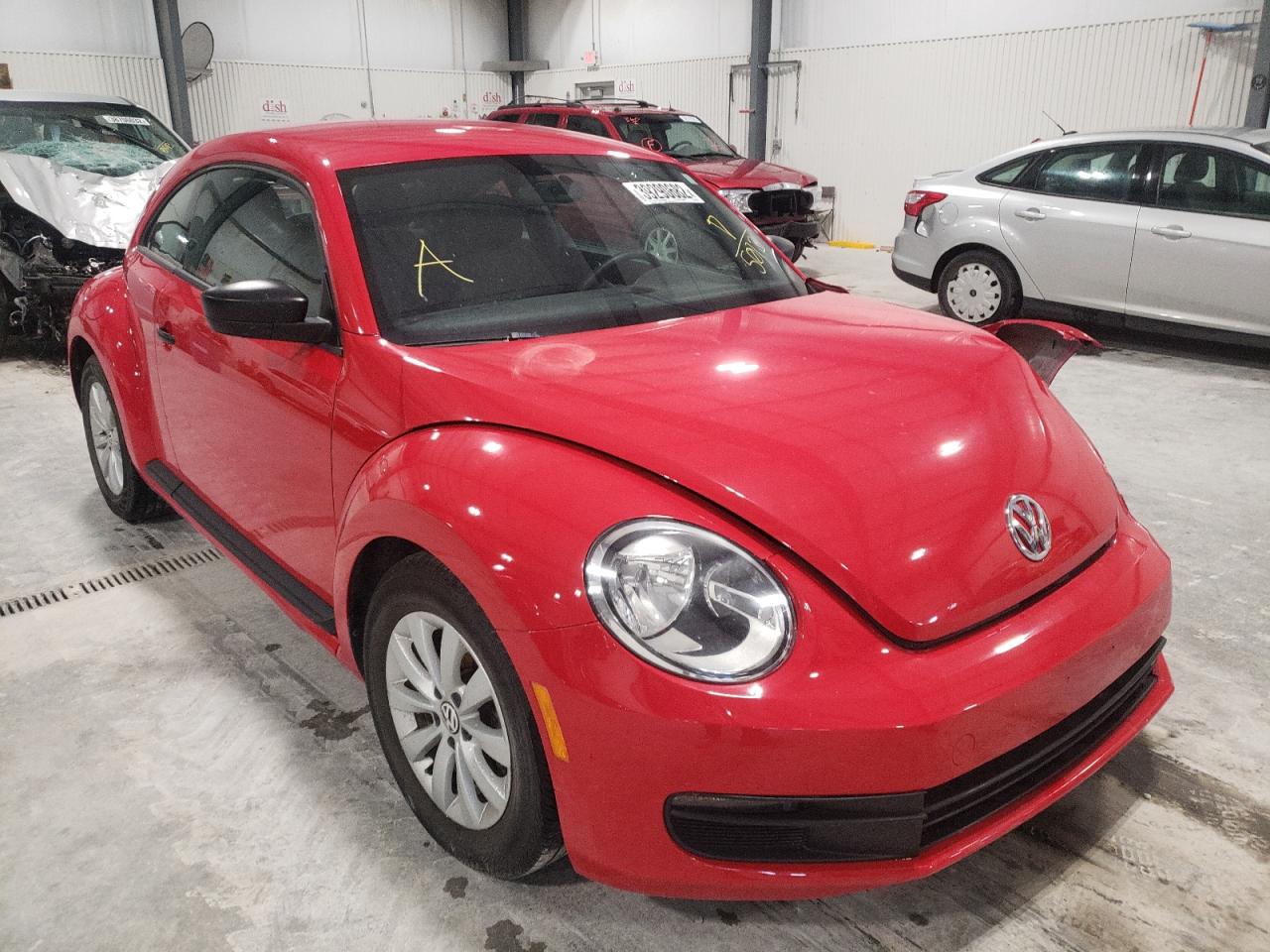 VOLKSWAGEN BEETLE 2014 with VIN 3VWF17AT1EM635013 - Photo from auction