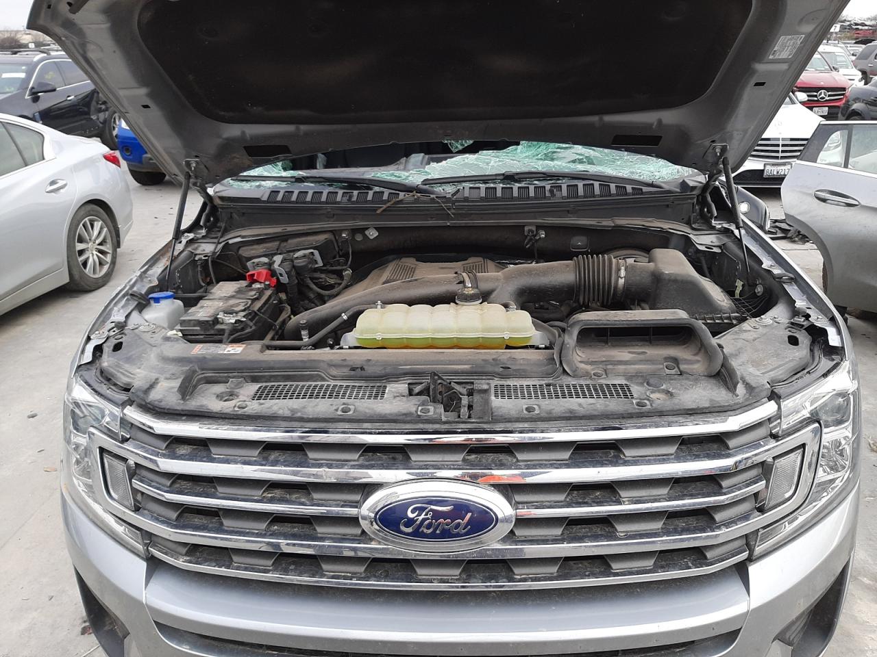 Photo 7 from auction – 2020 FORD EXPEDITION with VIN 1FMJK1HT0LEA83435