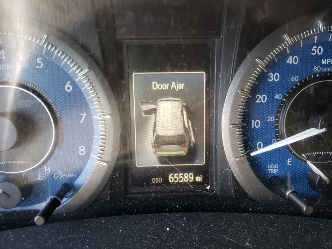 Photo 8 from auction – 2018 TOYOTA SIENNA L with VIN 5TDZZ3DC4JS944014