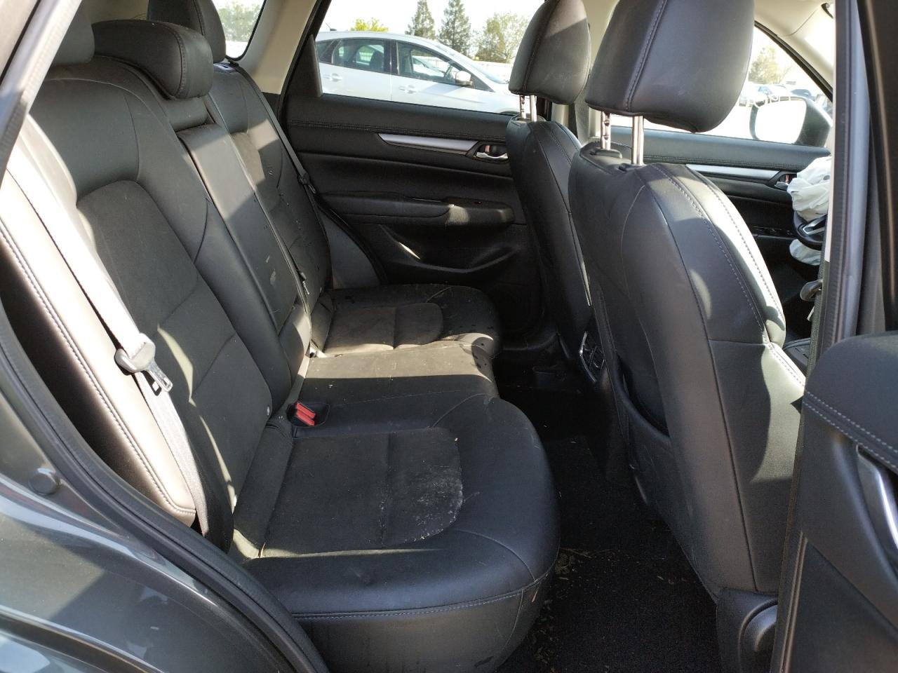 Photo 6 from auction – 2017 MAZDA CX-5 TOURI with VIN JM3KFACL4H0193484