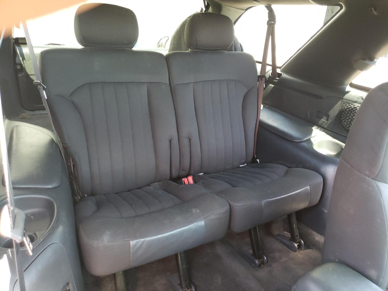 Photo 6 from auction – 2003 CHEVROLET BLAZER with VIN 1GNCS18X53K100836