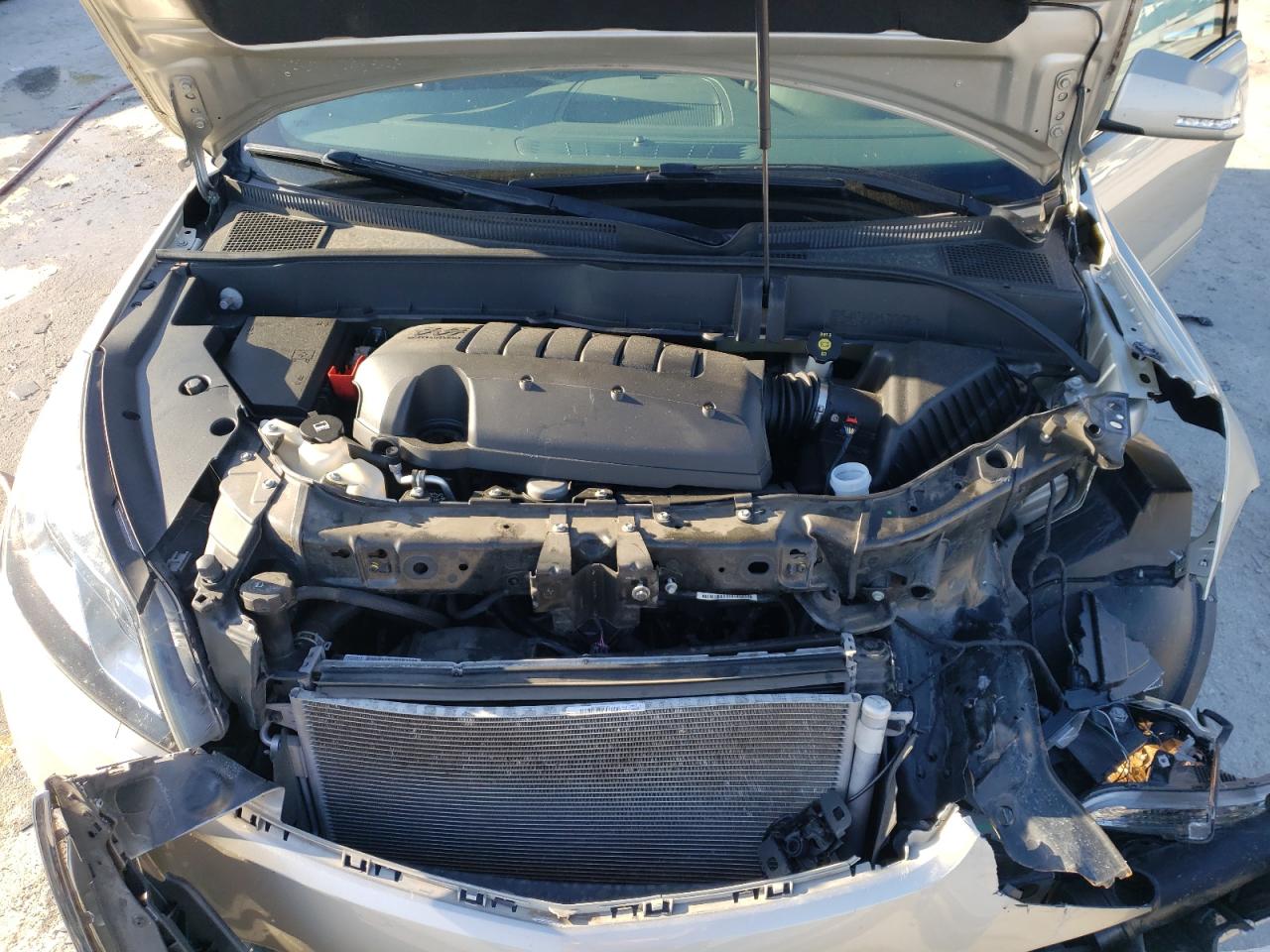 Photo 7 from auction – 2016 CHEVROLET TRAVERSE L with VIN 1GNKRHKD4GJ215146