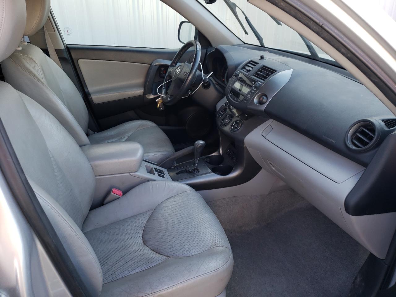 Photo 5 from auction – 2009 TOYOTA RAV4 LIMIT with VIN JTMBF31V89D010011
