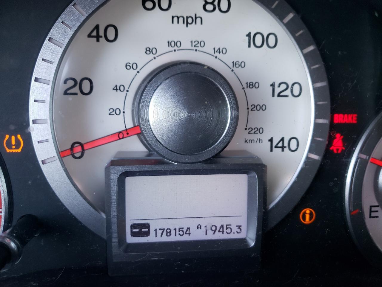 Photo 8 from auction – 2010 HONDA PILOT TOUR with VIN 5FNYF3H96AB003588