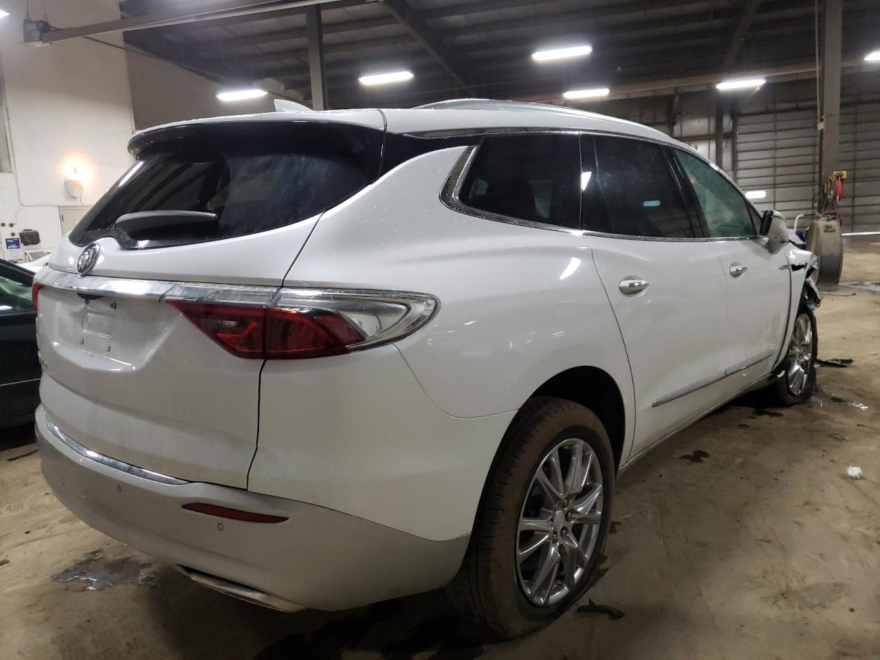 Photo 4 from auction – 2022 BUICK ENCLAVE PR with VIN 5GAEVBKW2NJ128019