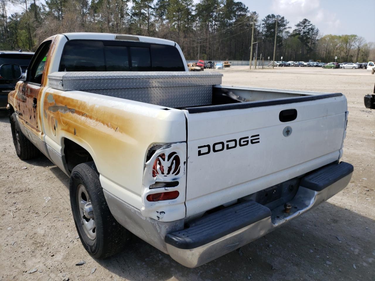 Photo 3 from auction – 2000 DODGE RAM 1500 with VIN 1B7HC16X7YS579122