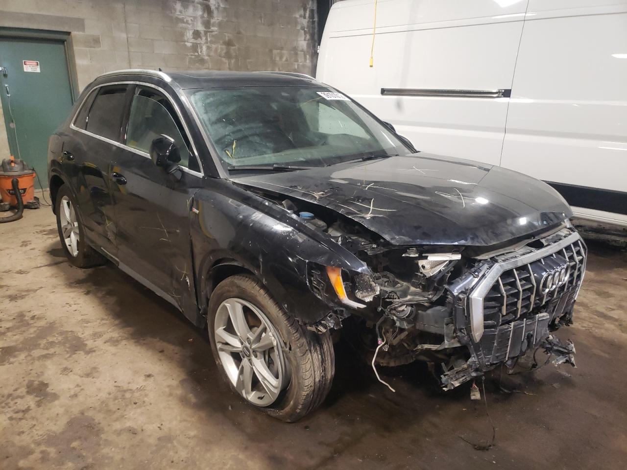 AUDI Q3 PREMIUM 2020 with VIN WA1DECF38L1091128 - Photo from auction