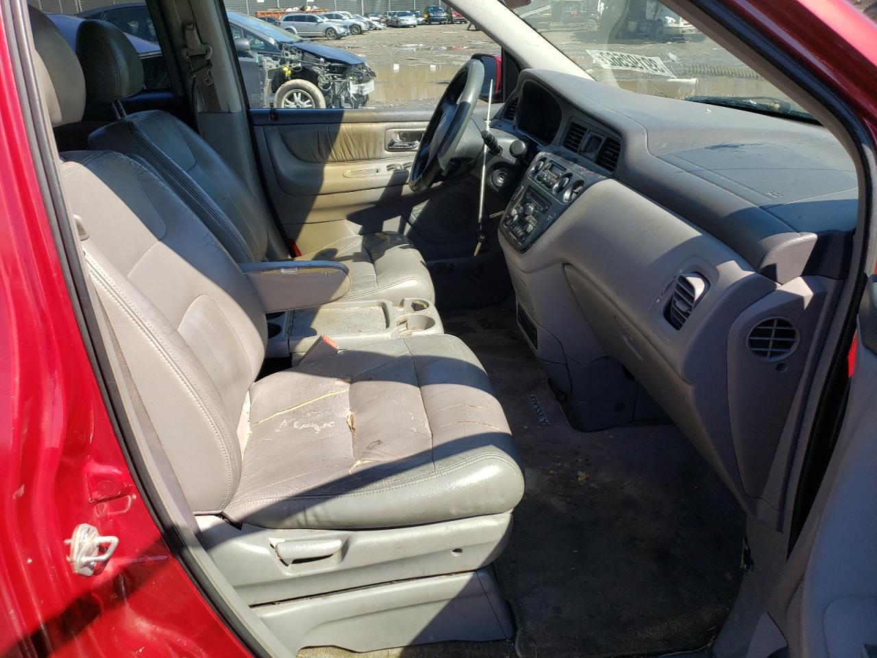 Photo 5 from auction – 2003 HONDA ODYSSEY EX with VIN 5FNRL18043B156671