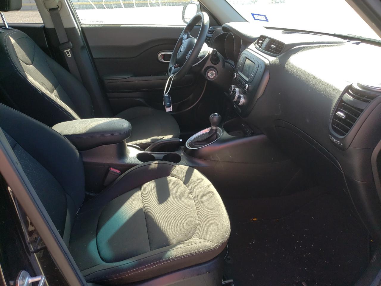 Photo 5 from auction – 2019 KIA SOUL with VIN KNDJN2A23K7921348