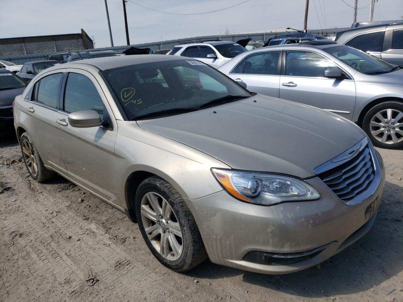 CHRYSLER 200 TOURIN 2013 with VIN 1C3CCBBB9DN574737 - Photo from auction