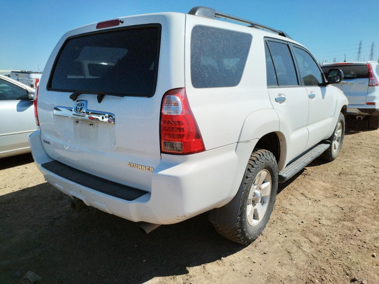 Photo 4 from auction – 2007 TOYOTA 4RUNNER SR with VIN JTEBU14R078099874