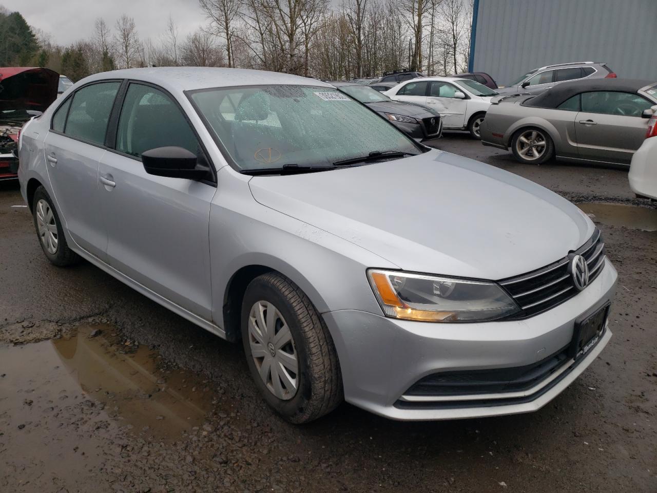 Photo 1 from auction – 2015 VOLKSWAGEN JETTA BASE with VIN 3VW2K7AJXFM323896