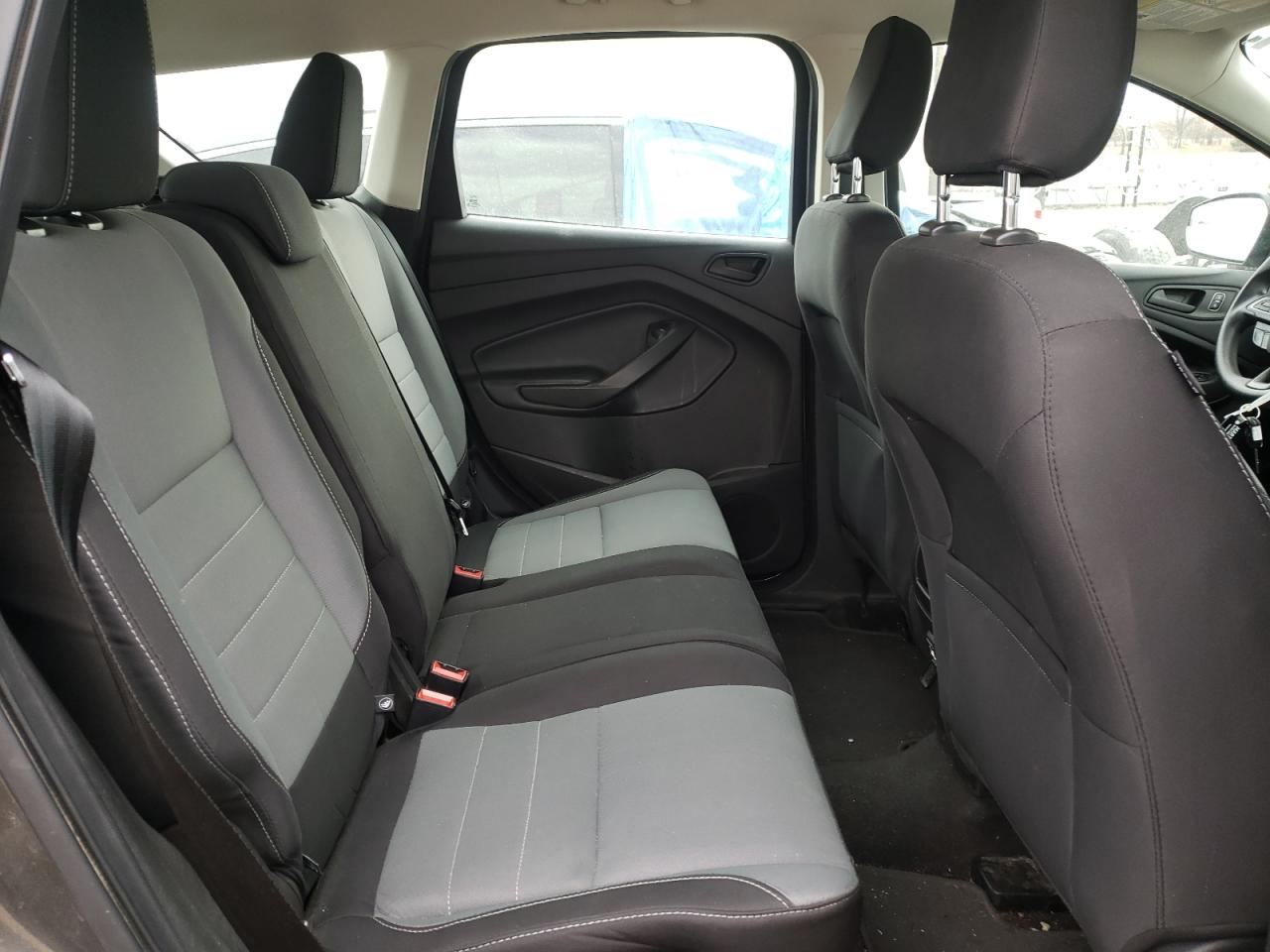 Photo 6 from auction – 2018 FORD ESCAPE S with VIN 1FMCU0F78JUB84163