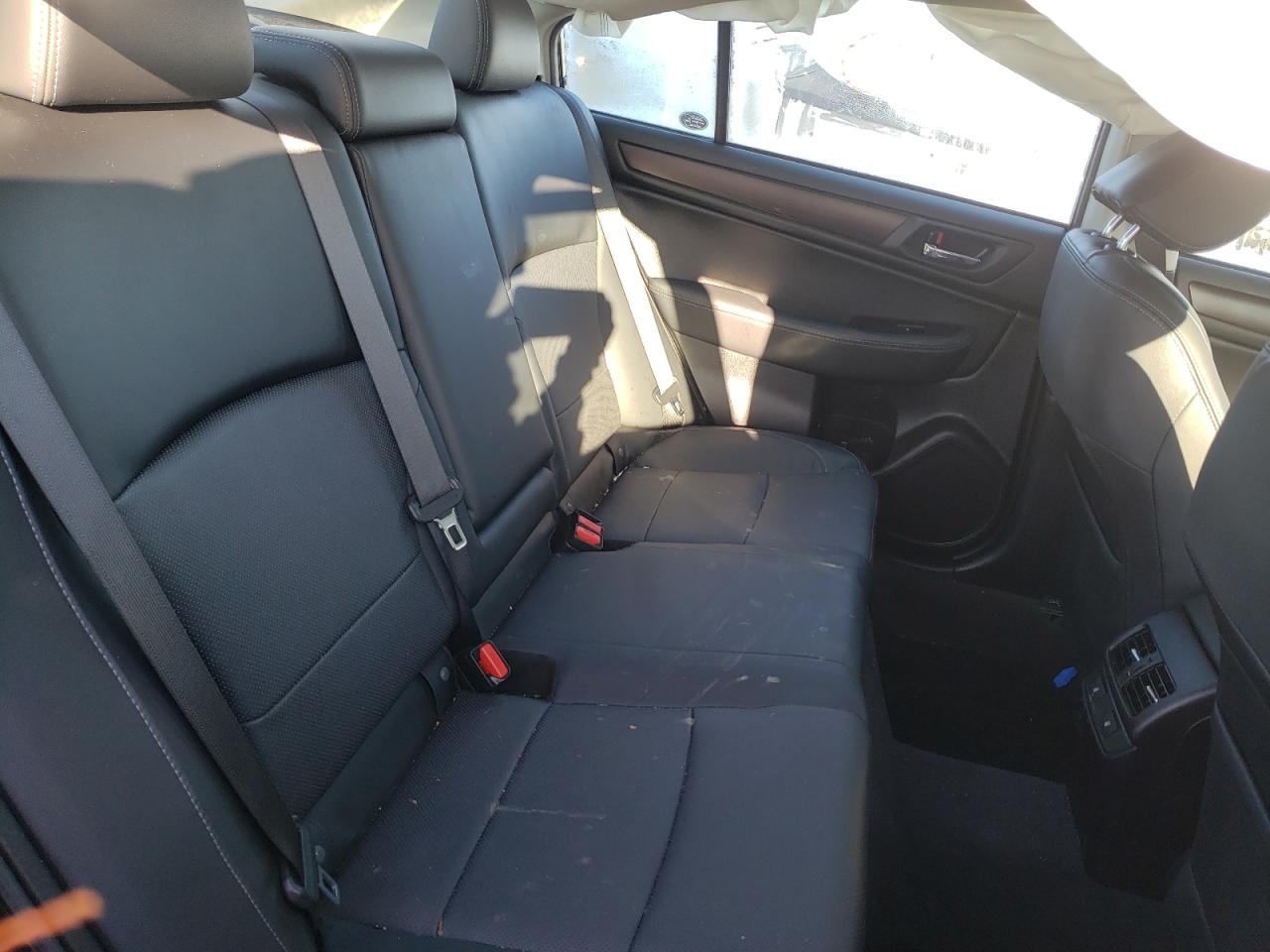 Photo 6 from auction – 2017 SUBARU LEGACY 2.5 with VIN 4S3BNCL67H3024737