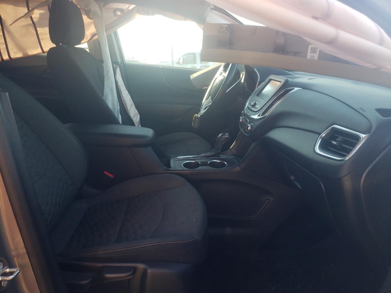 Foto 5 de la subasta – 2018 CHEVROLET EQUINOX LT con VIN 3GNAXJEV3JS515263