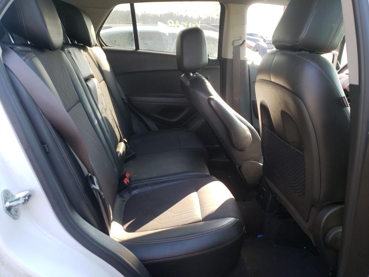 Photo 6 from auction – 2018 CHEVROLET TRAX 1LT with VIN KL7CJLSB7JB587102