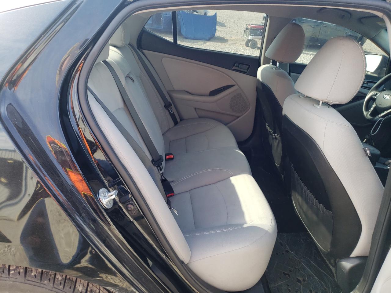 Photo 6 from auction – 2012 KIA OPTIMA LX with VIN 5XXGM4A71CG068798