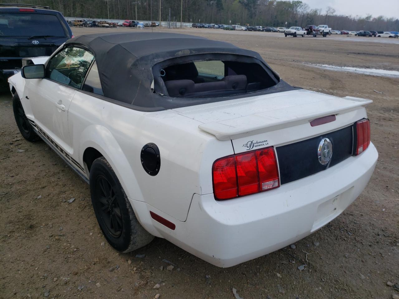 Photo 3 from auction – 2007 FORD 110S with VIN 1ZVFT84NX75293695