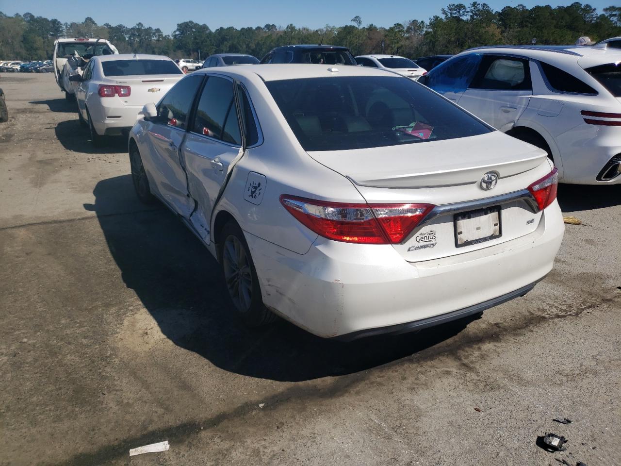 Photo 3 from auction – 2016 TOYOTA CAMRY LE with VIN 4T1BF1FKXGU146801