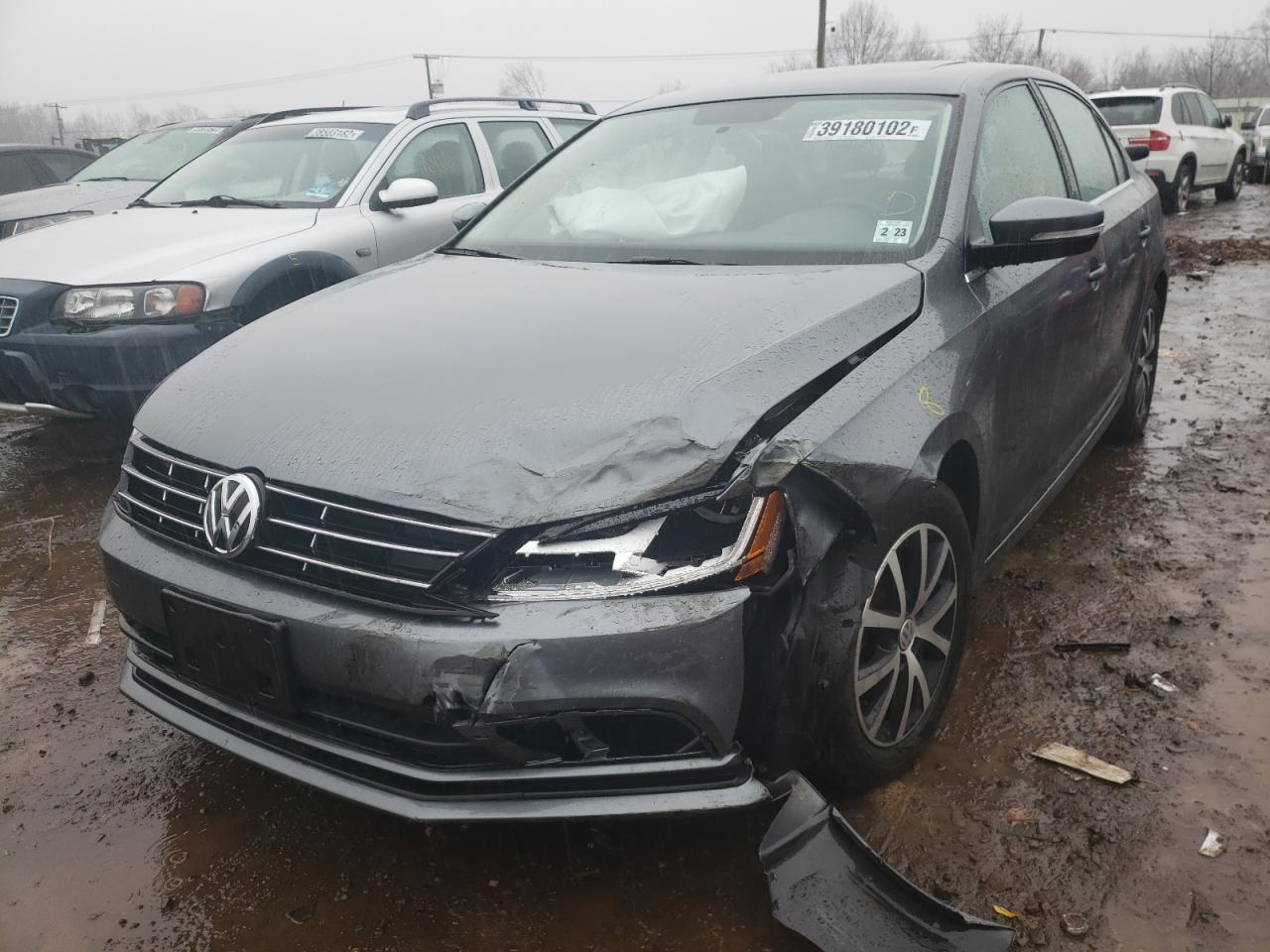 Photo 2 from auction – 2018 VOLKSWAGEN JETTA SE with VIN 3VWDB7AJ2JM220103